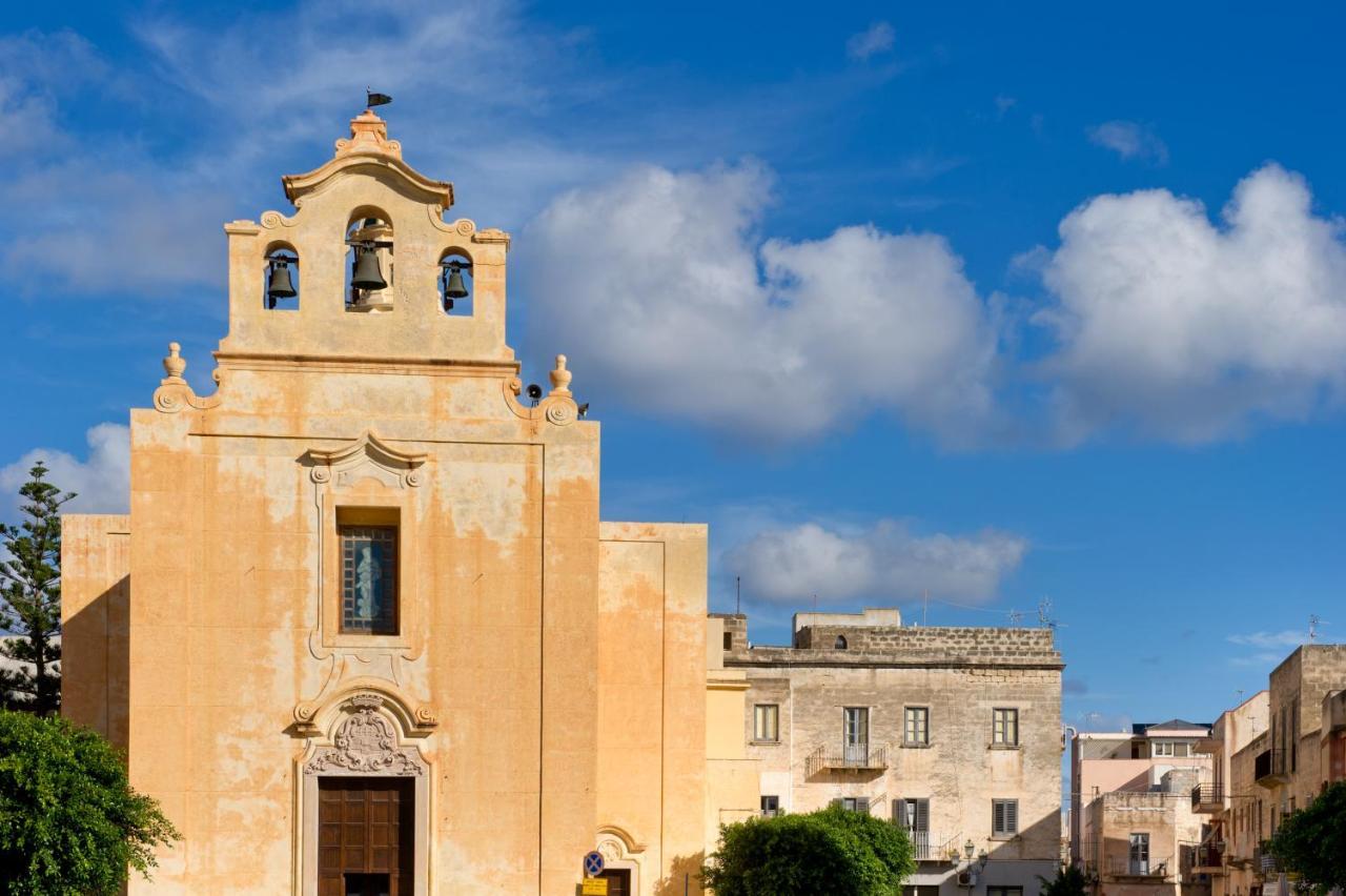 La Casa Dell'Arancio Bed & Breakfast Favignana Bagian luar foto