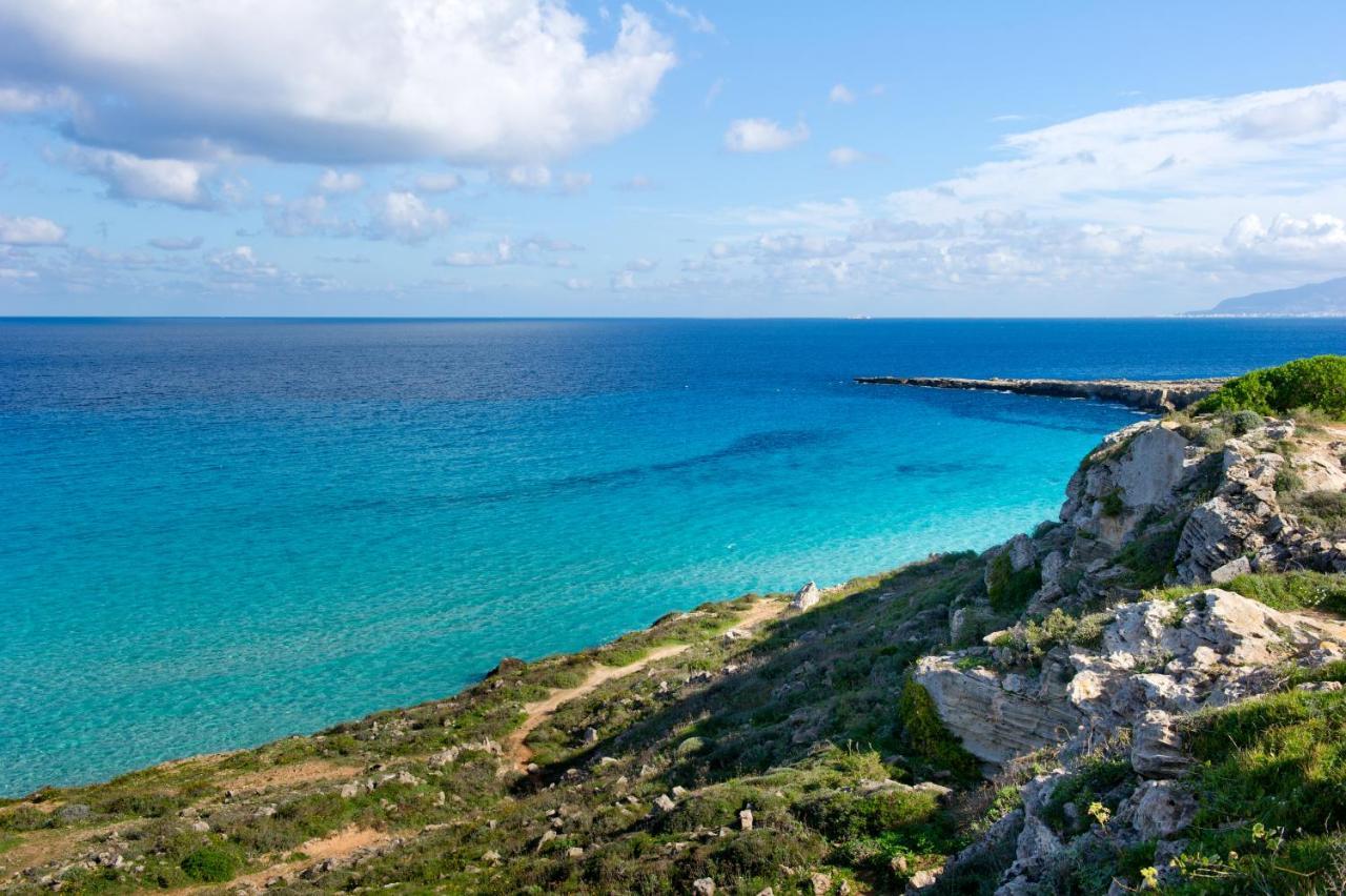 La Casa Dell'Arancio Bed & Breakfast Favignana Bagian luar foto